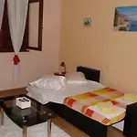 A.teskera Apartment