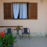 A.teskera Apartment
