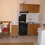 A.teskera Apartment *