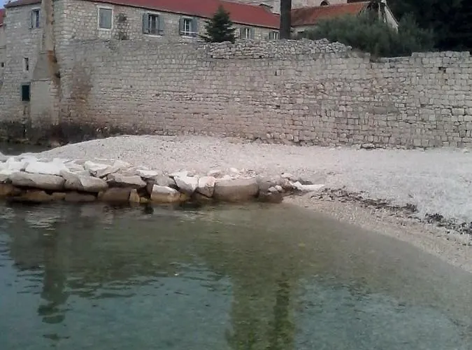 A.teskera Trogir