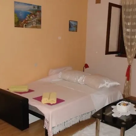 A.teskera アパート